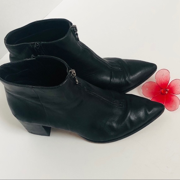 SOLE/ SOCIETY booties with side zipper. - Picture 3 of 14